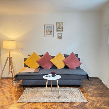Charming Studio Ideal For Getaways Or Workations In Sibiu'S Medieval City Center Luaran gambar