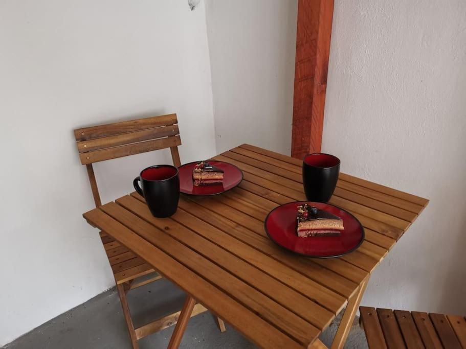 Charming Studio Ideal For Getaways Or Workations In Sibiu'S Medieval City Center Luaran gambar