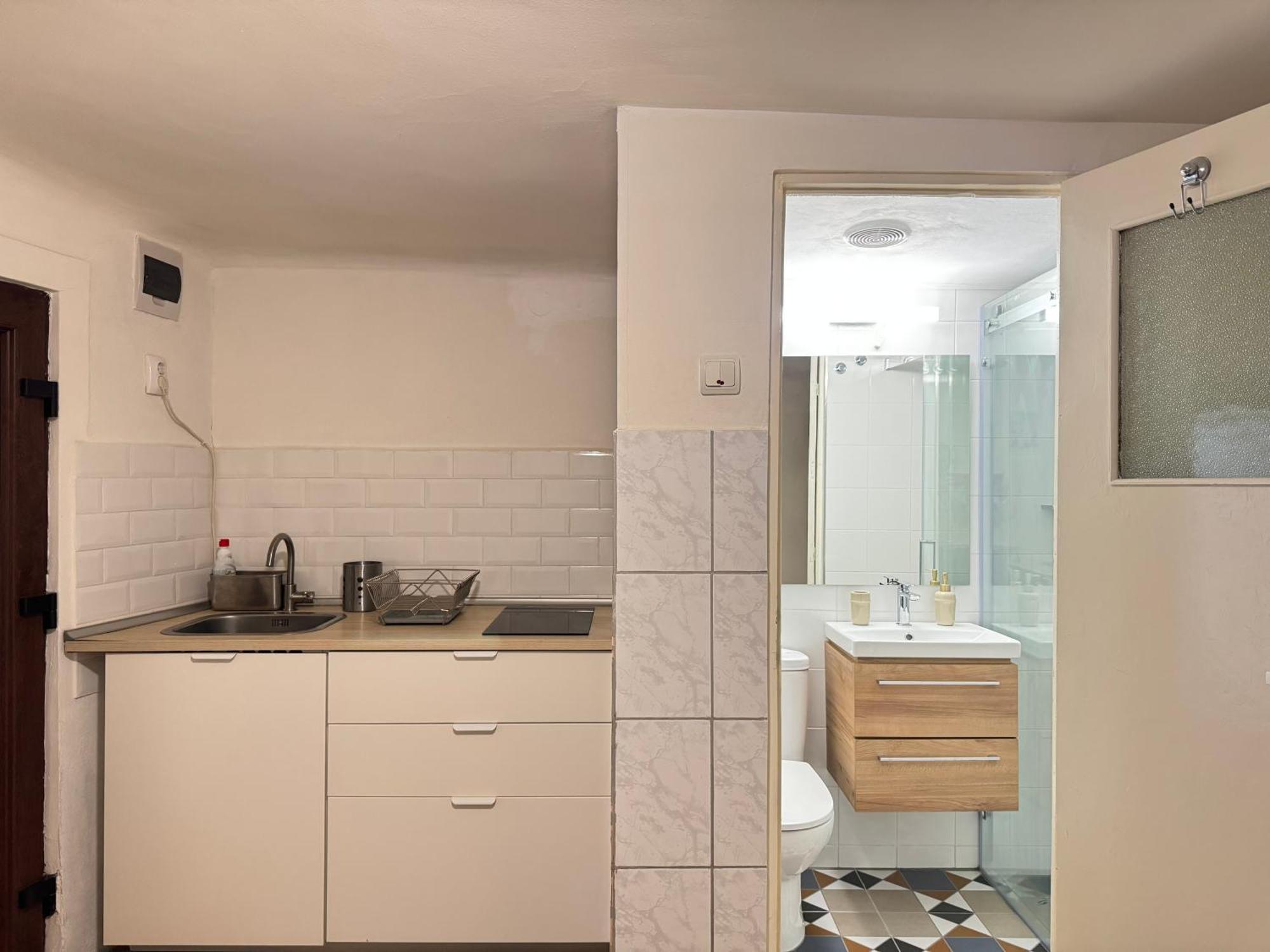 Charming Studio Ideal For Getaways Or Workations In Sibiu'S Medieval City Center Luaran gambar